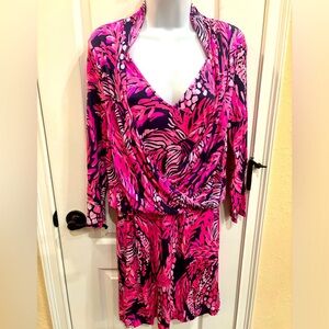 Lilly Pulitzer sz large dress
Felizia Bright Navy A Jungle In Here print